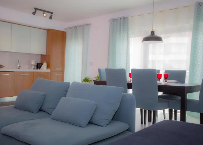 Surf And Stones Apartment